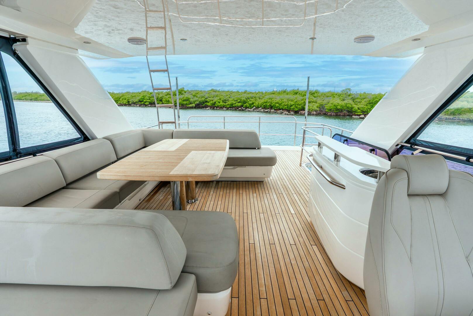 2018 Princess Yachts - Image 19