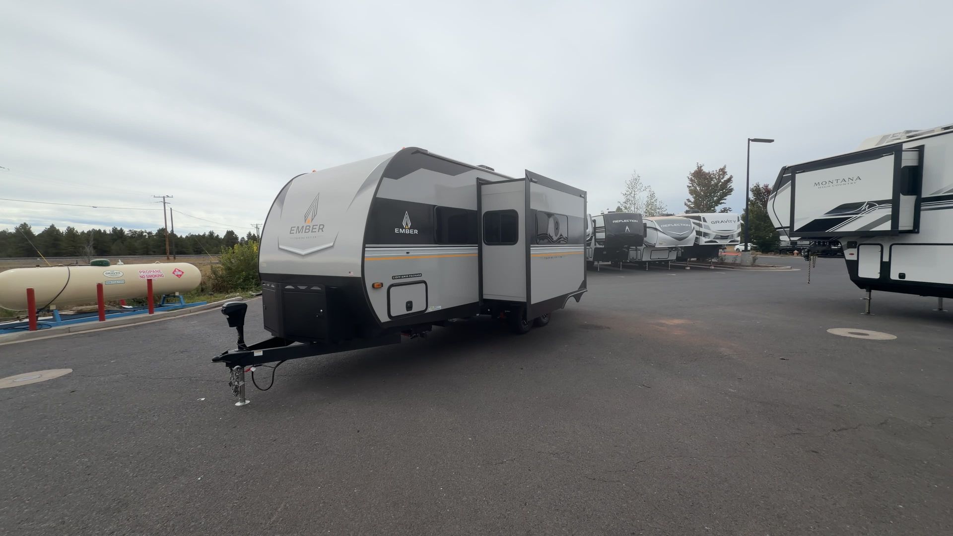 2027 Ember RV Touring Edition 2200ETL - Image 12