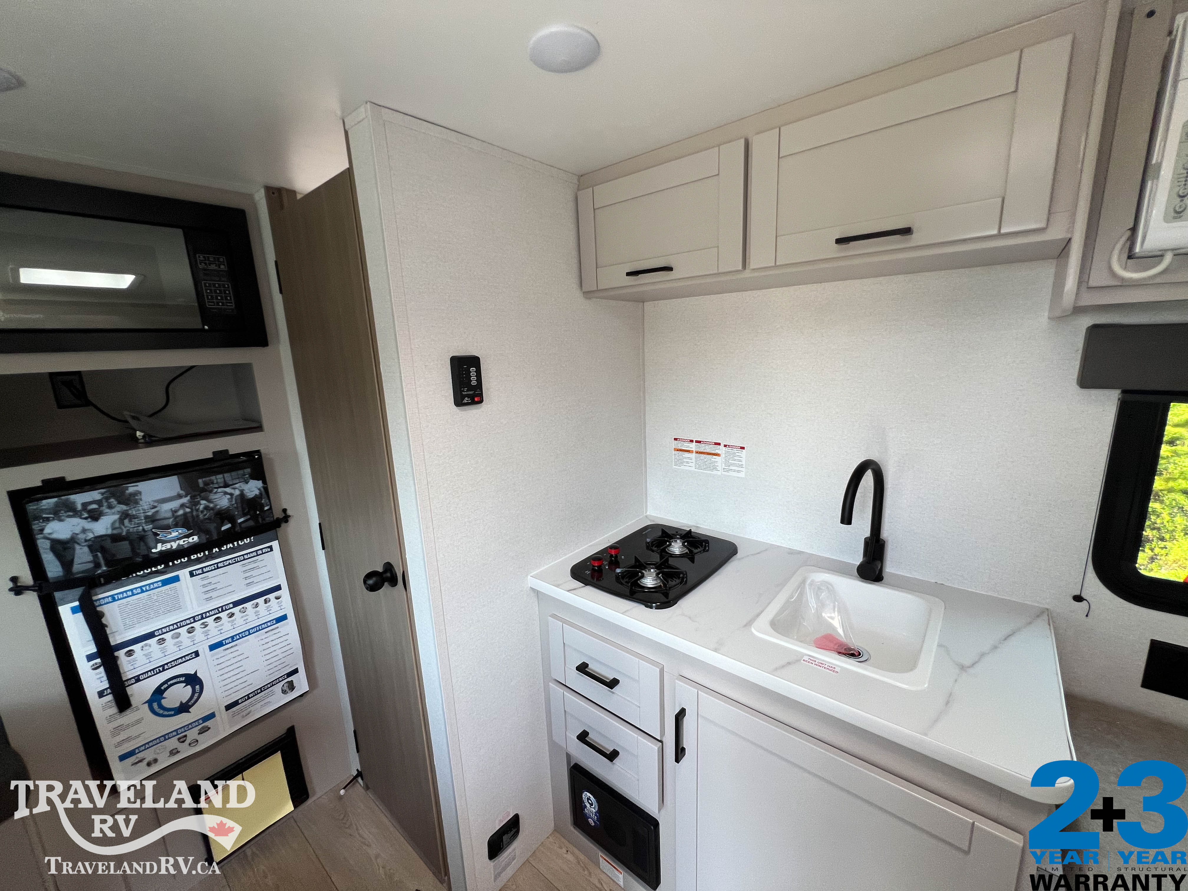 2027 Jayco Jay Flight SLX 130RDW - Image 8