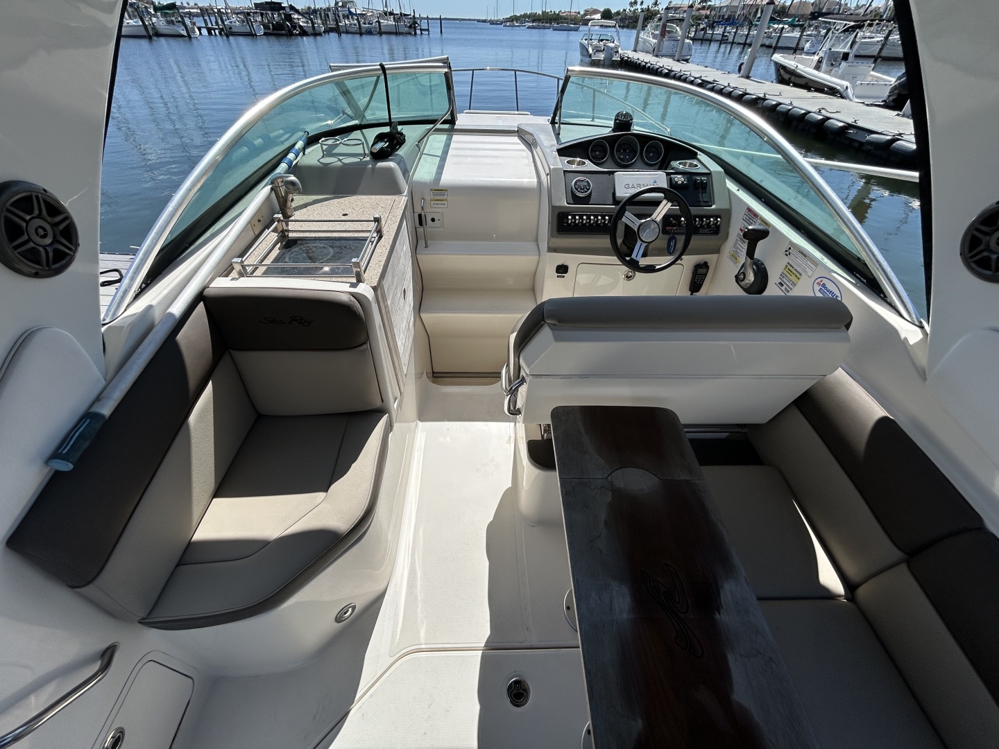 2014 Sea Ray - Image 20