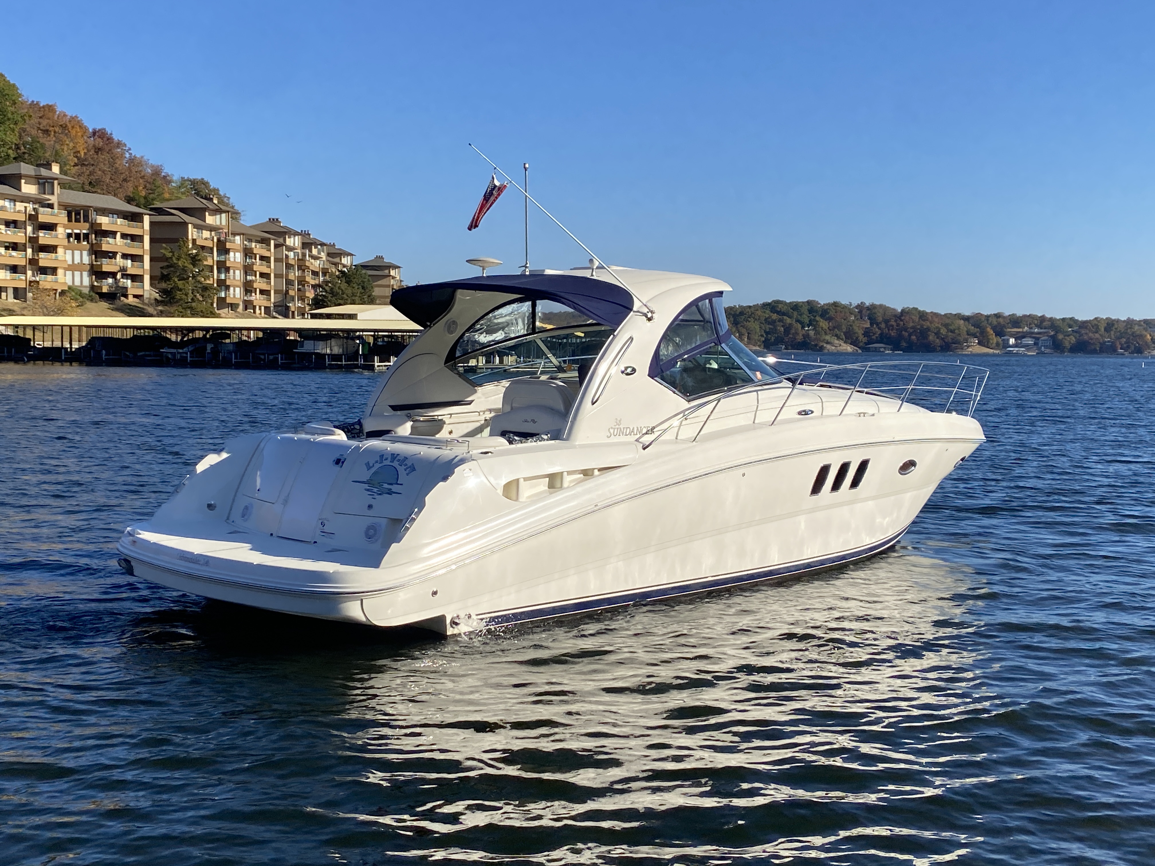 2006 Sea Ray 38 Sundancer - Image 6
