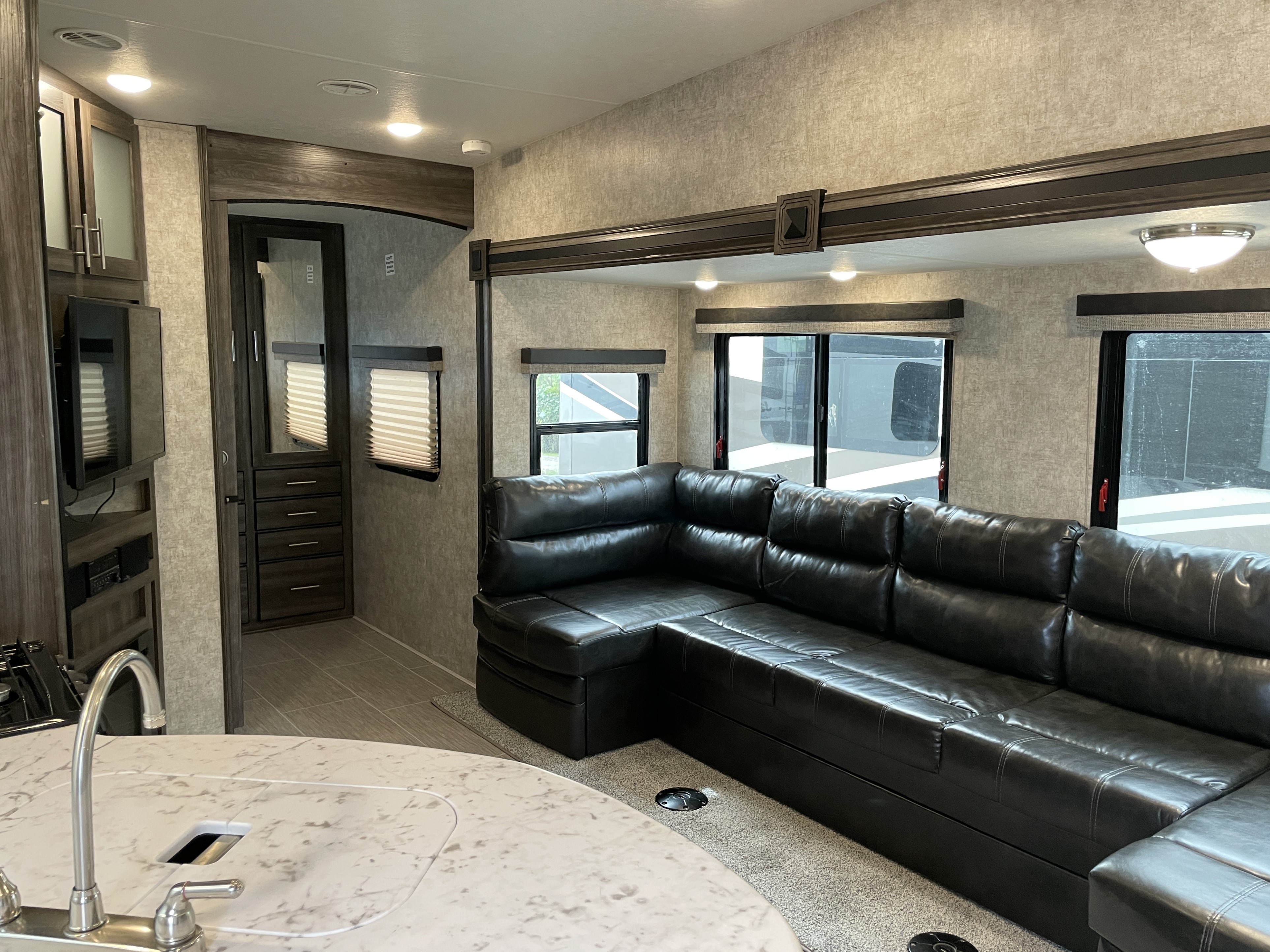 2018 Highland Ridge Open Range 2950BH - Image 10