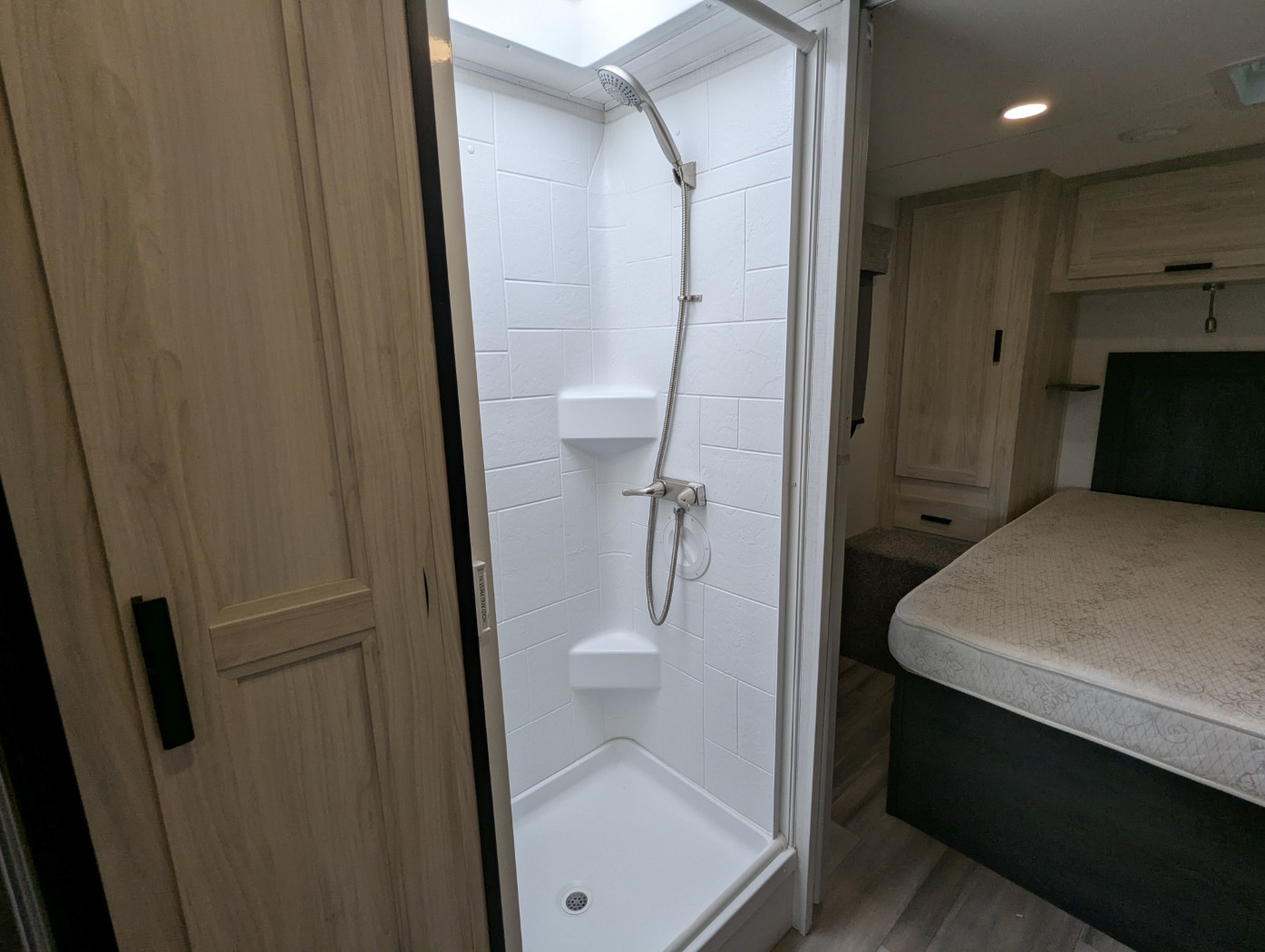 2024 Forest River Sunseeker 2850S LE - Image 19