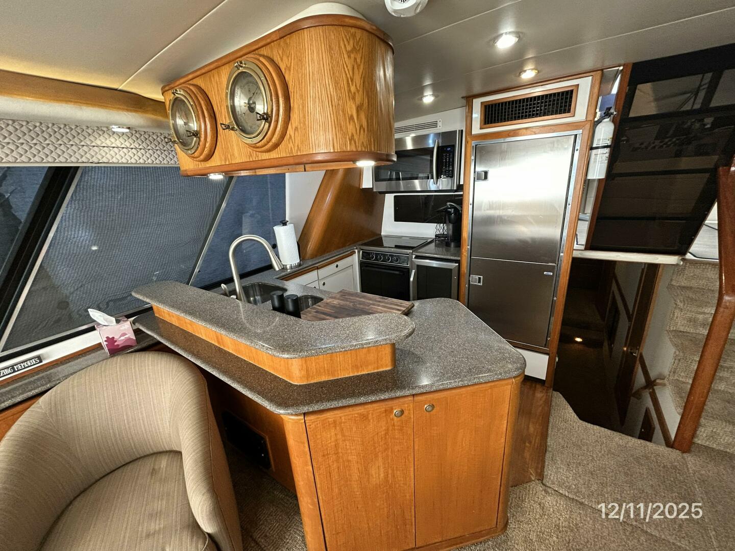 1998 Bayliner 4788 - Image 35