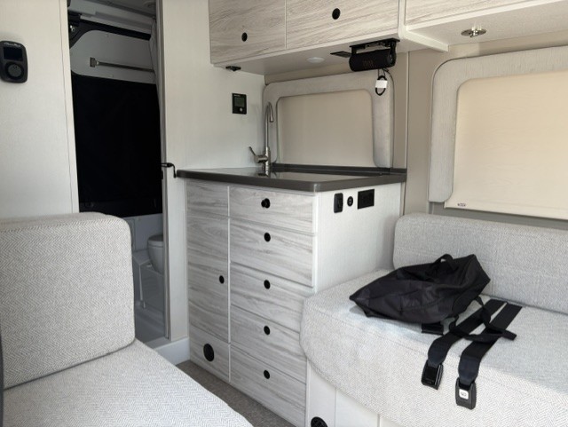 2025 JAYCO COMET 18C - Image 9