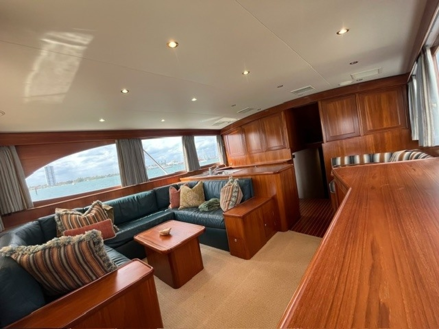 2001 Rybovich 60 Convertible - Image 12