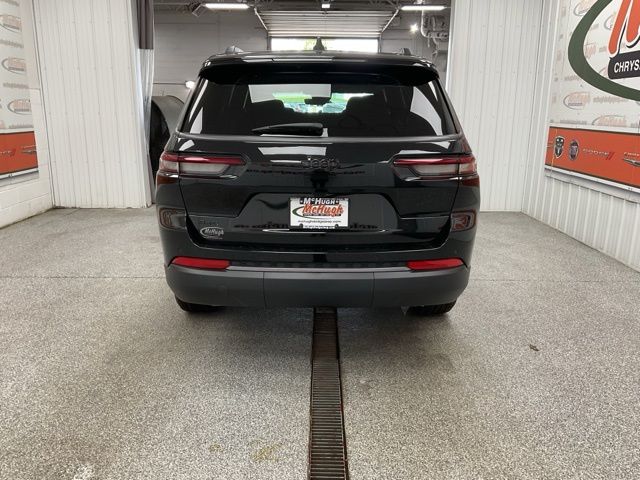 2026 Jeep Grand-Cherokee-L Laredo Altitude 4x4 - Image 8