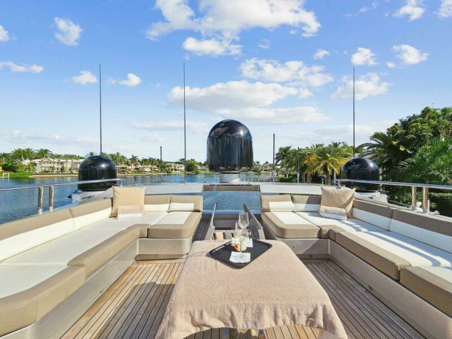 2008 Palmer Johnson 124 Sports Cruiser - Image 19