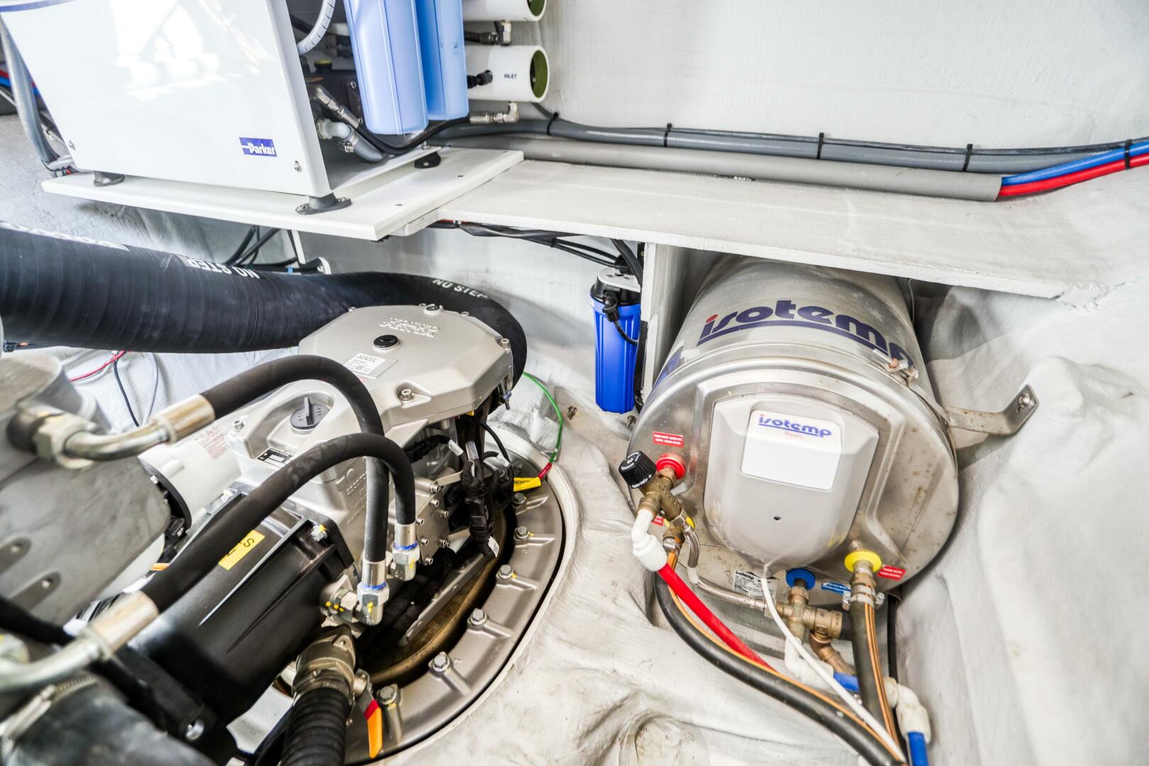2022 Fountaine Pajot MY6 - Image 60