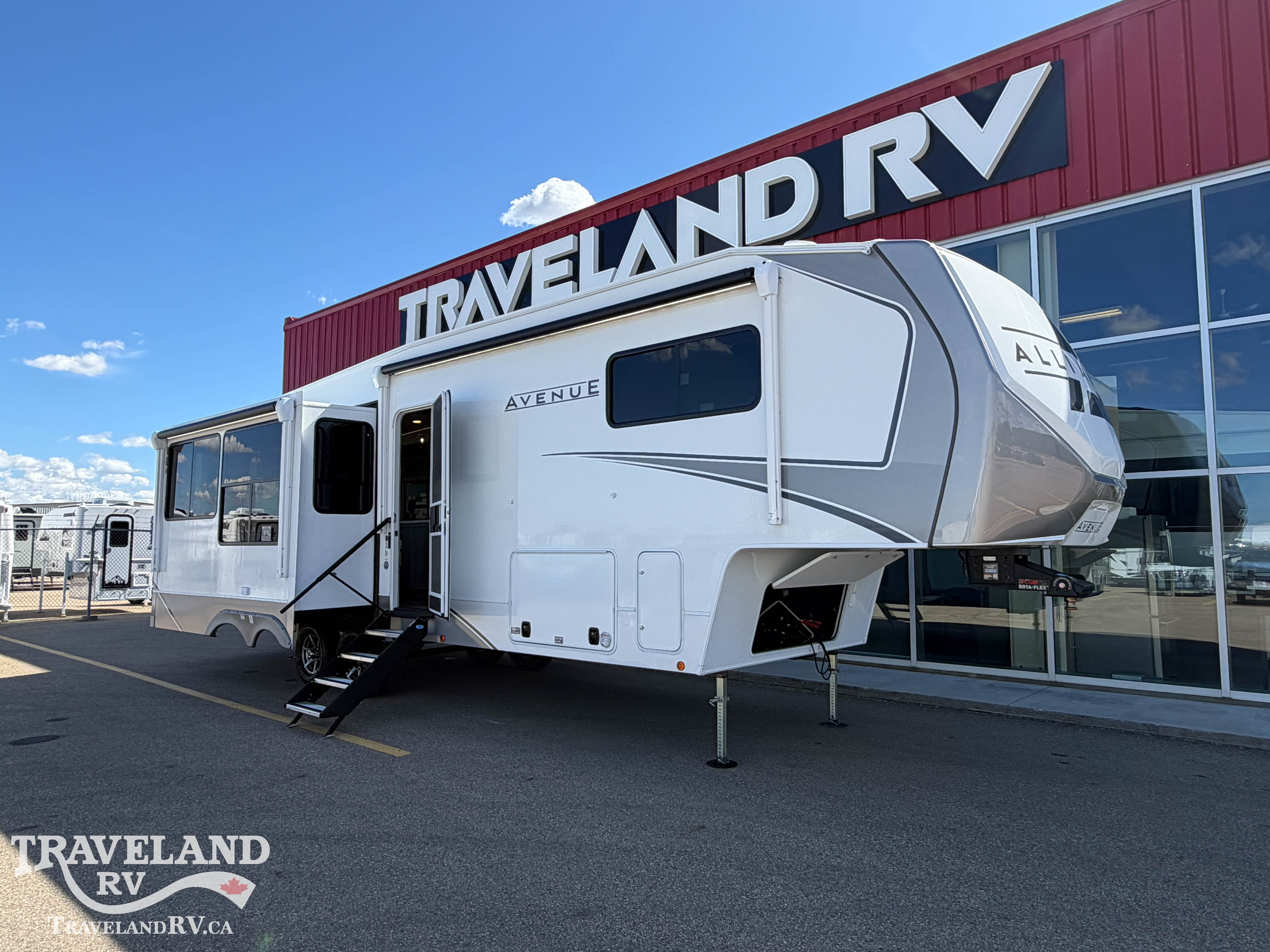 2026 Alliance RV Avenue 32RLS - Image 1