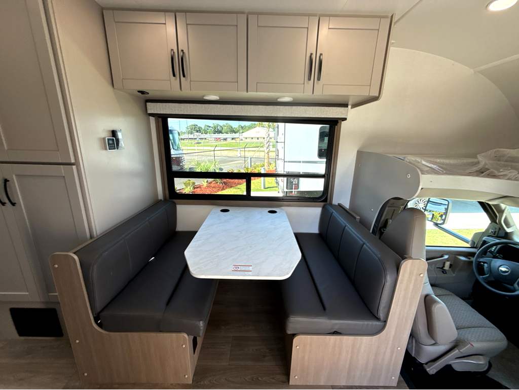 2027 JAYCO REDHAWK SE 22C - Image 12