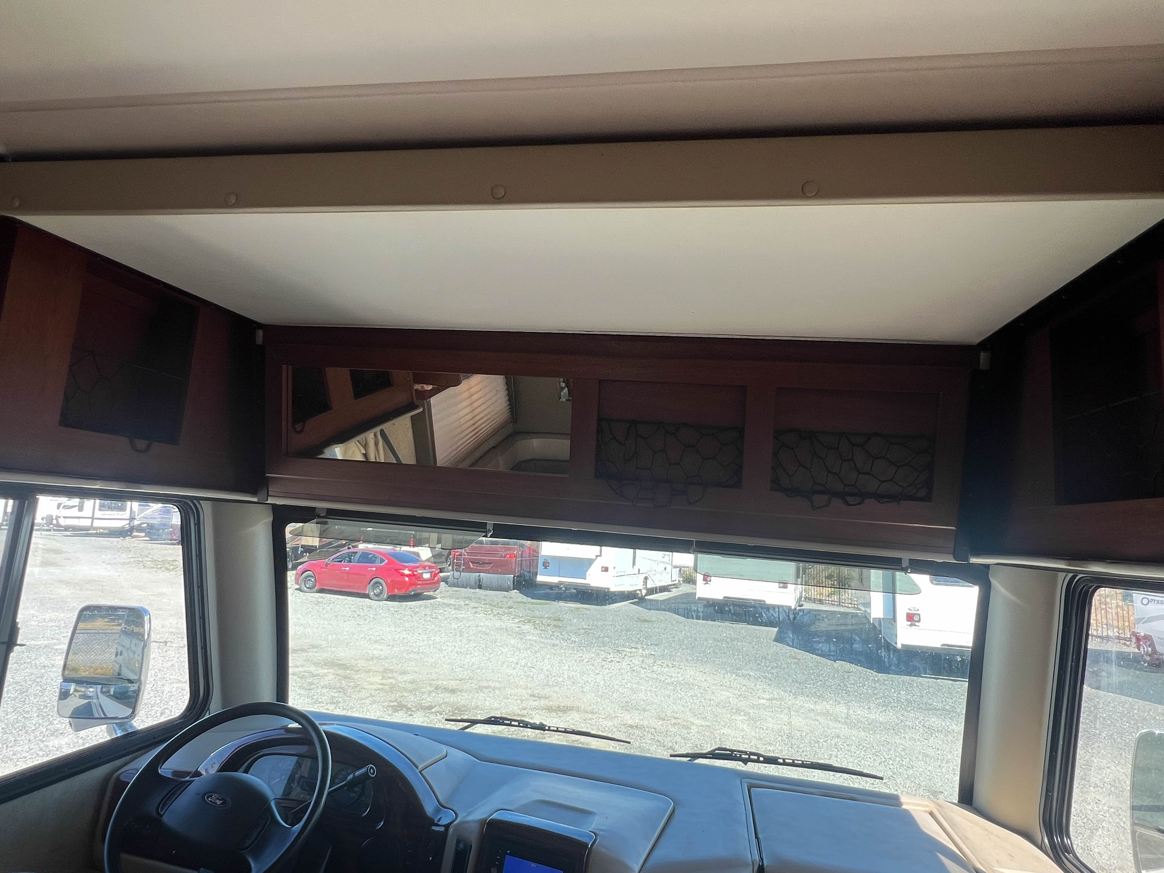 2015 Thor Motor Coach ACE 27.1 - Image 14