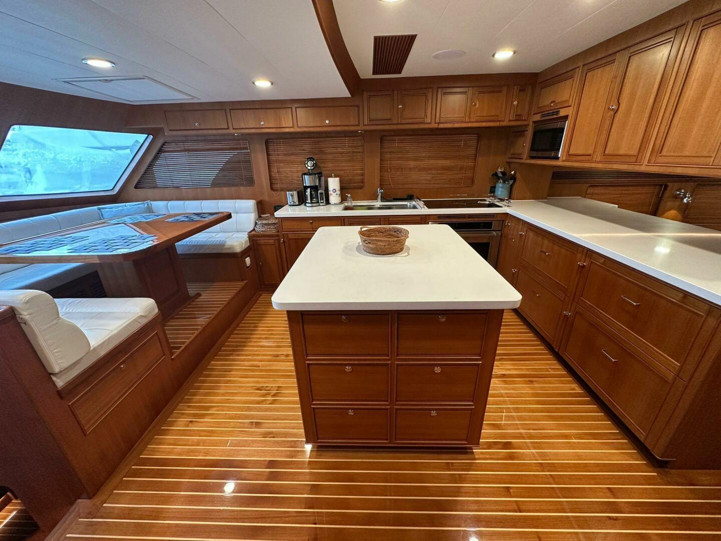 2023 Marlow Explorer 66E - CB - Image 15