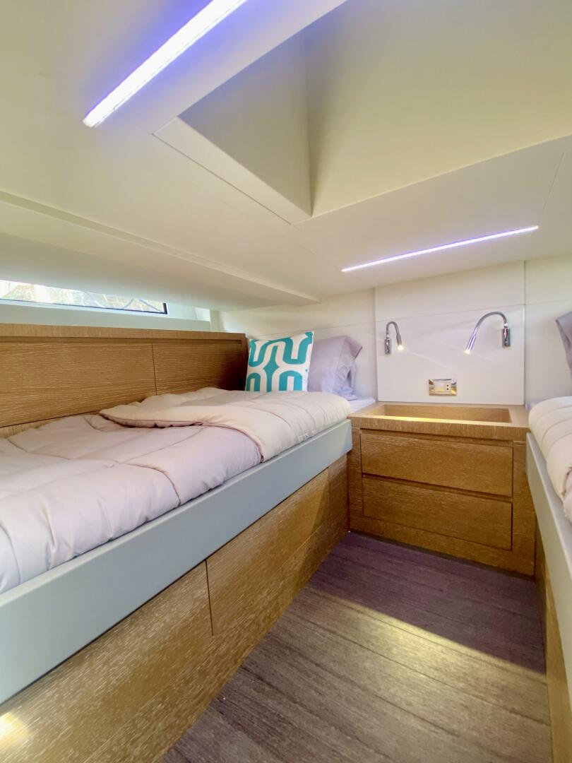 2020 Astondoa 377 - Image 40