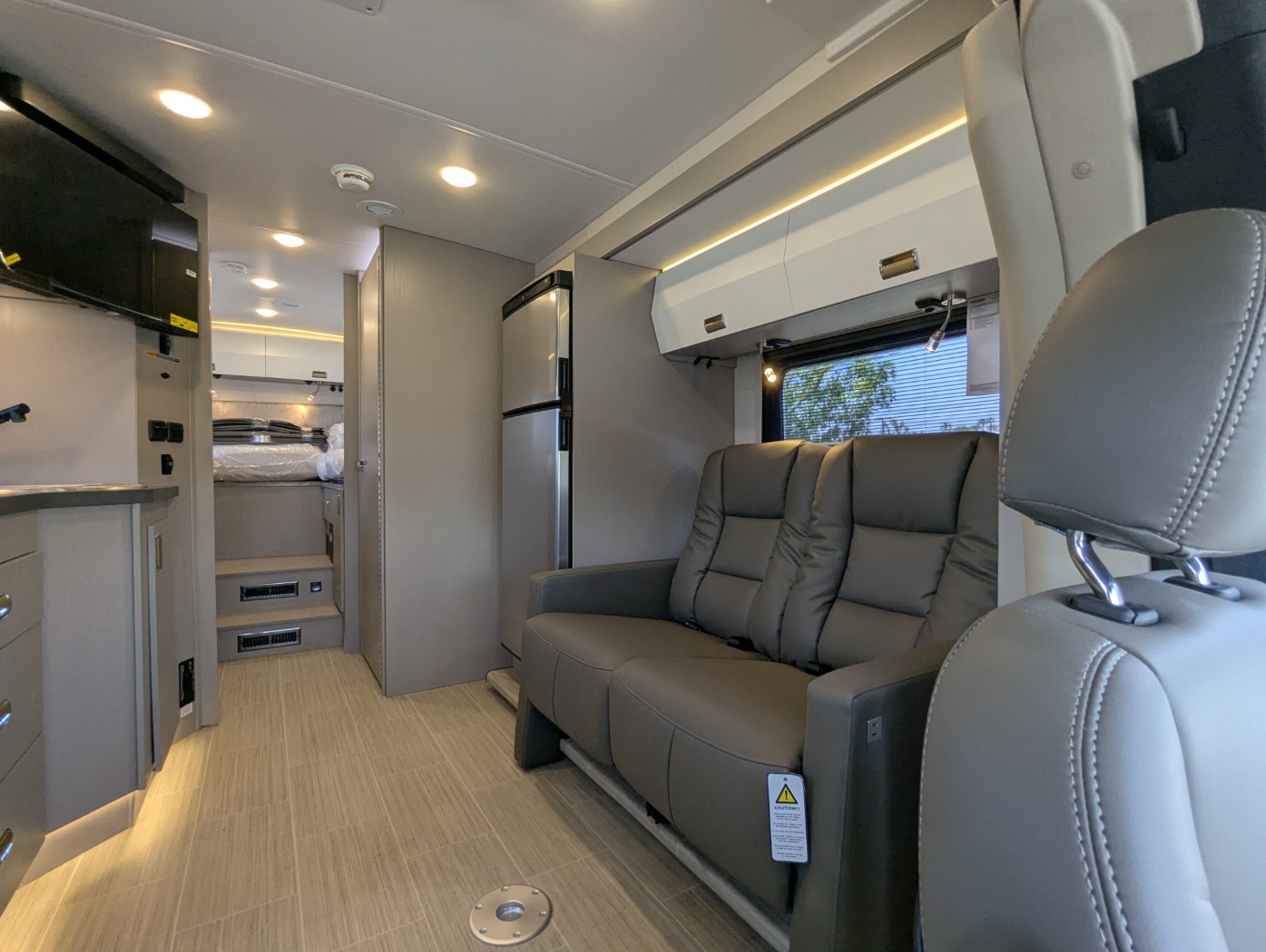 2027 Winnebago View 24R - Image 11