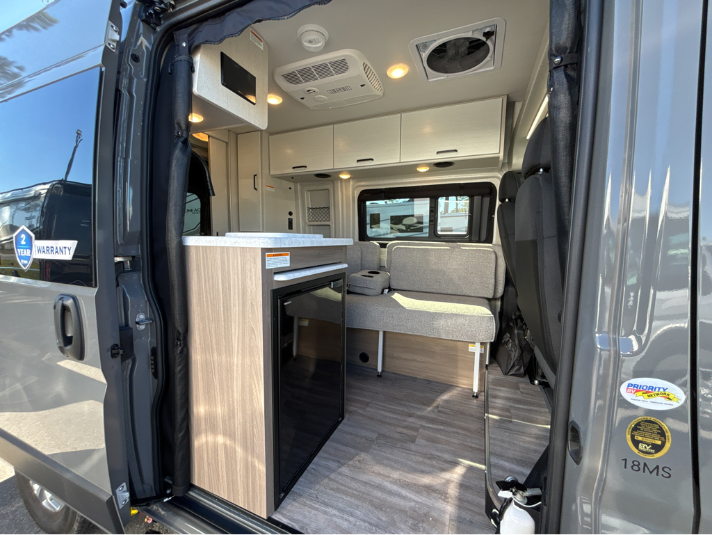 2026 THOR MOTOR COACH SCOPE 18MS - Image 7