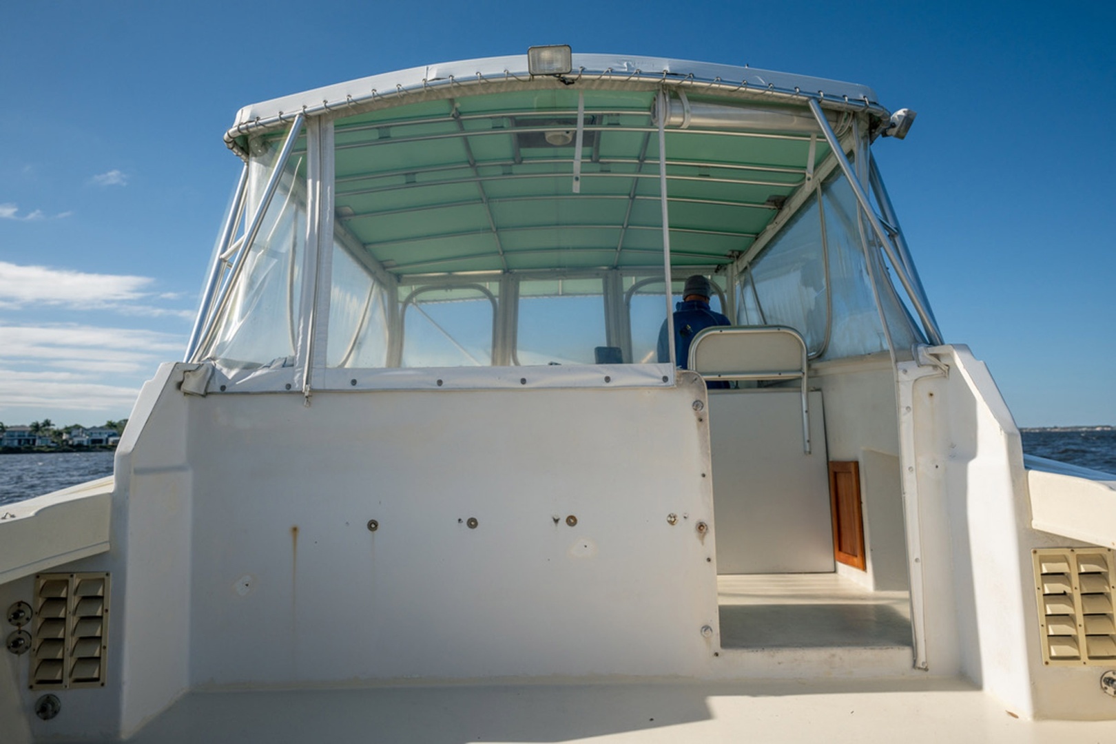 2005 Custom Michael Fitz 34' Pilothouse - Image 3