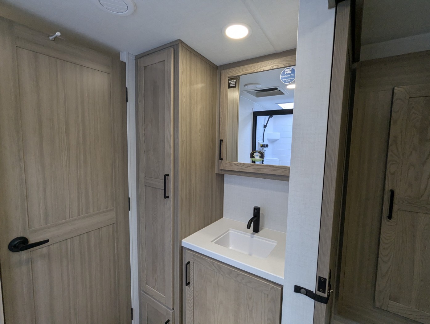 2027 Forest River Rockwood Mini Lite 2515S - Image 16