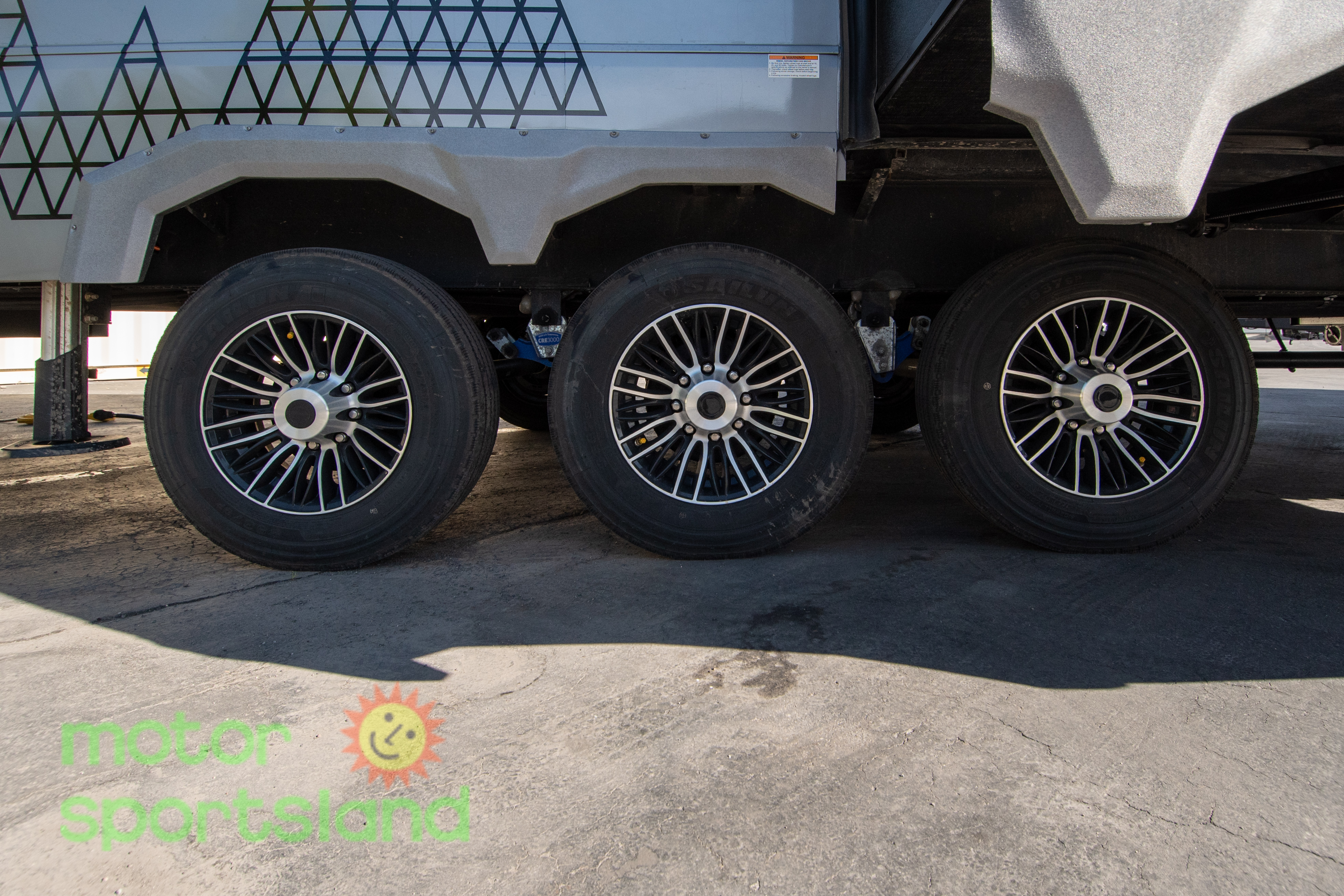 2026 Keystone Raptor 415 - Image 34