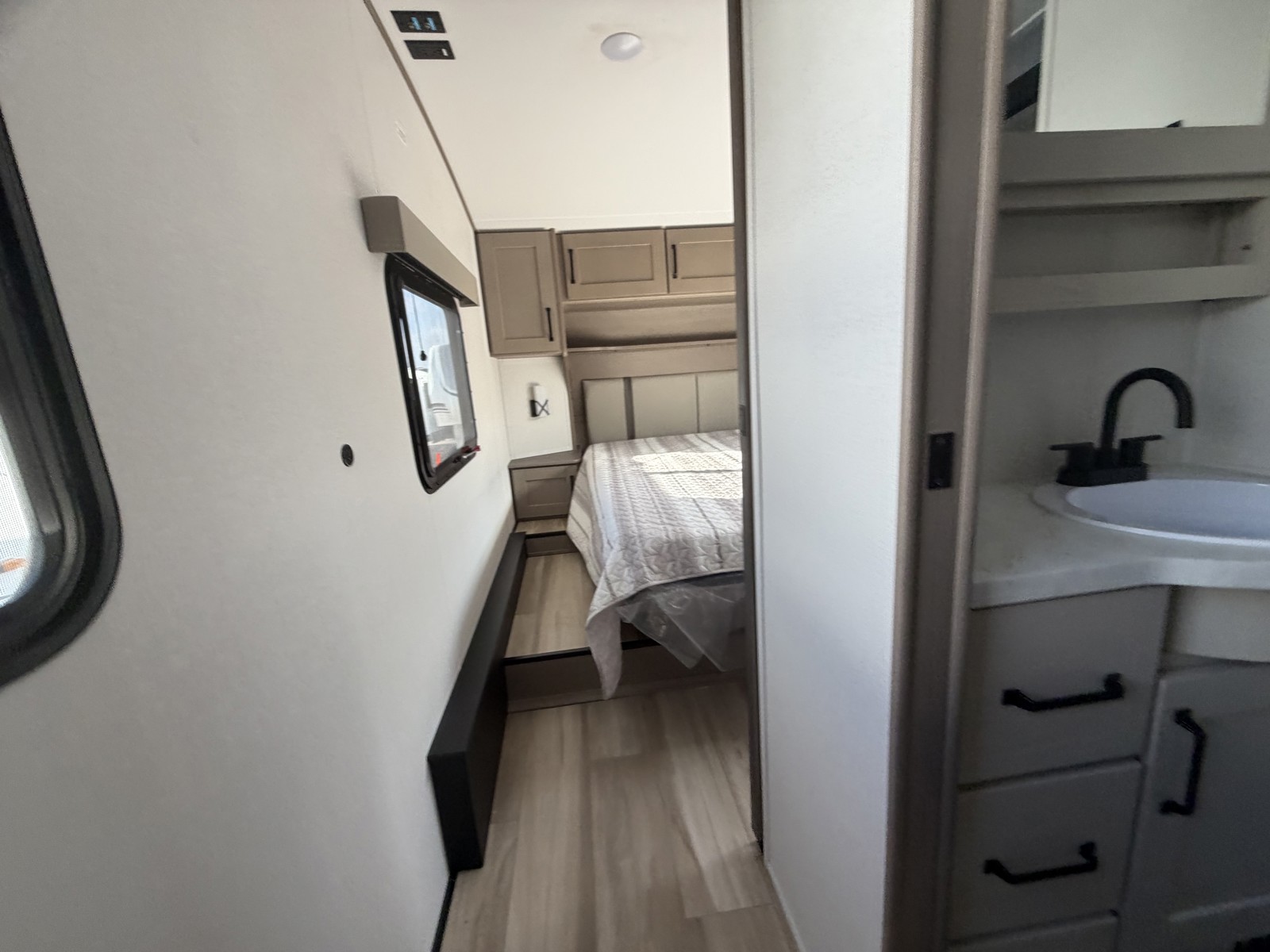 2026 GRAND DESIGN 260RD - Image 25