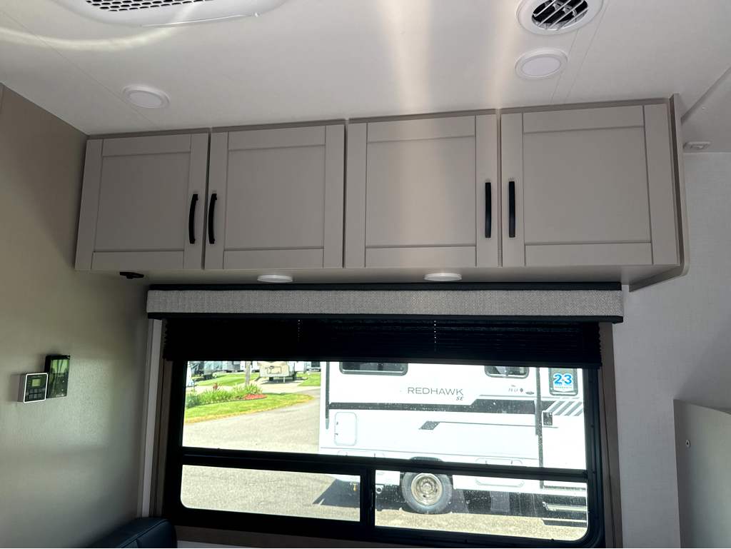 2027 JAYCO REDHAWK SE 22C - Image 13