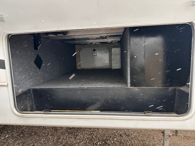 2011 Keystone Laredo 266RL - Image 7