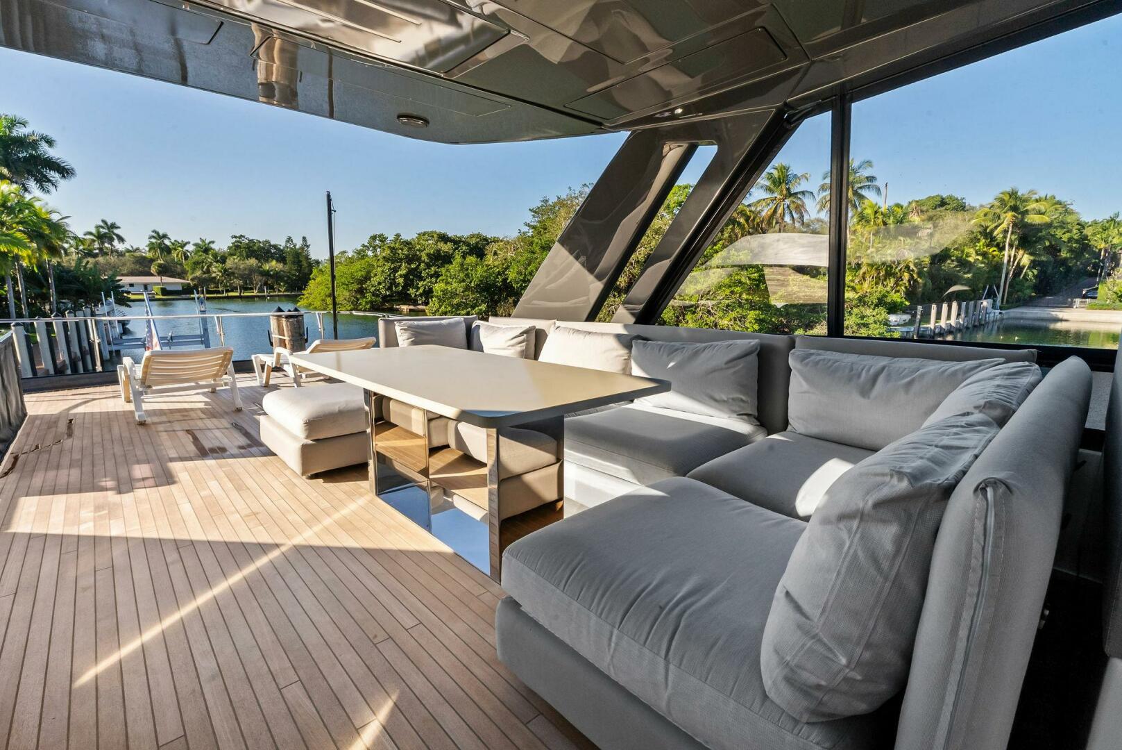 2019 Ferretti Yachts Ferretti Yachts Ferretti 780 Base - Image 19