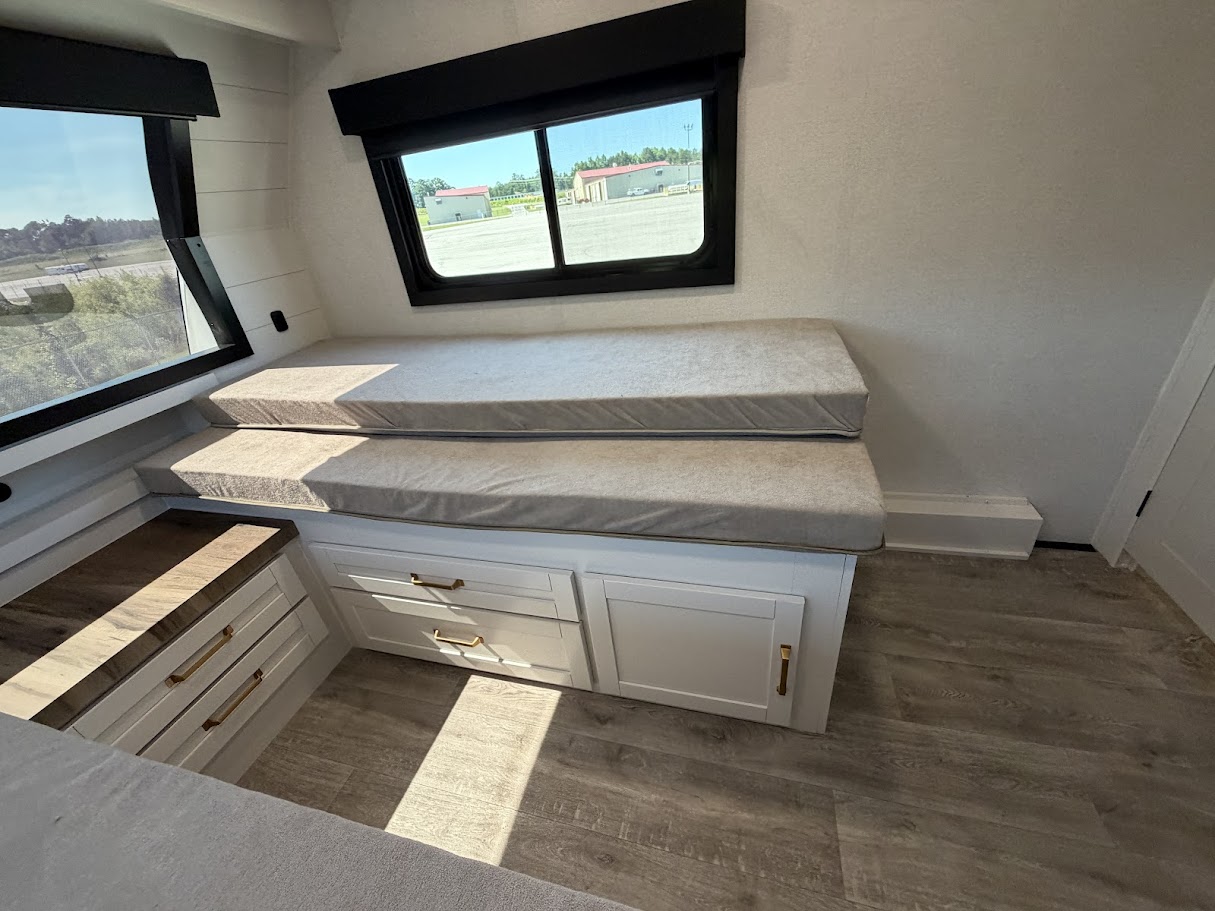 2027 JAYCO EAGLE 367TBTS - Image 57