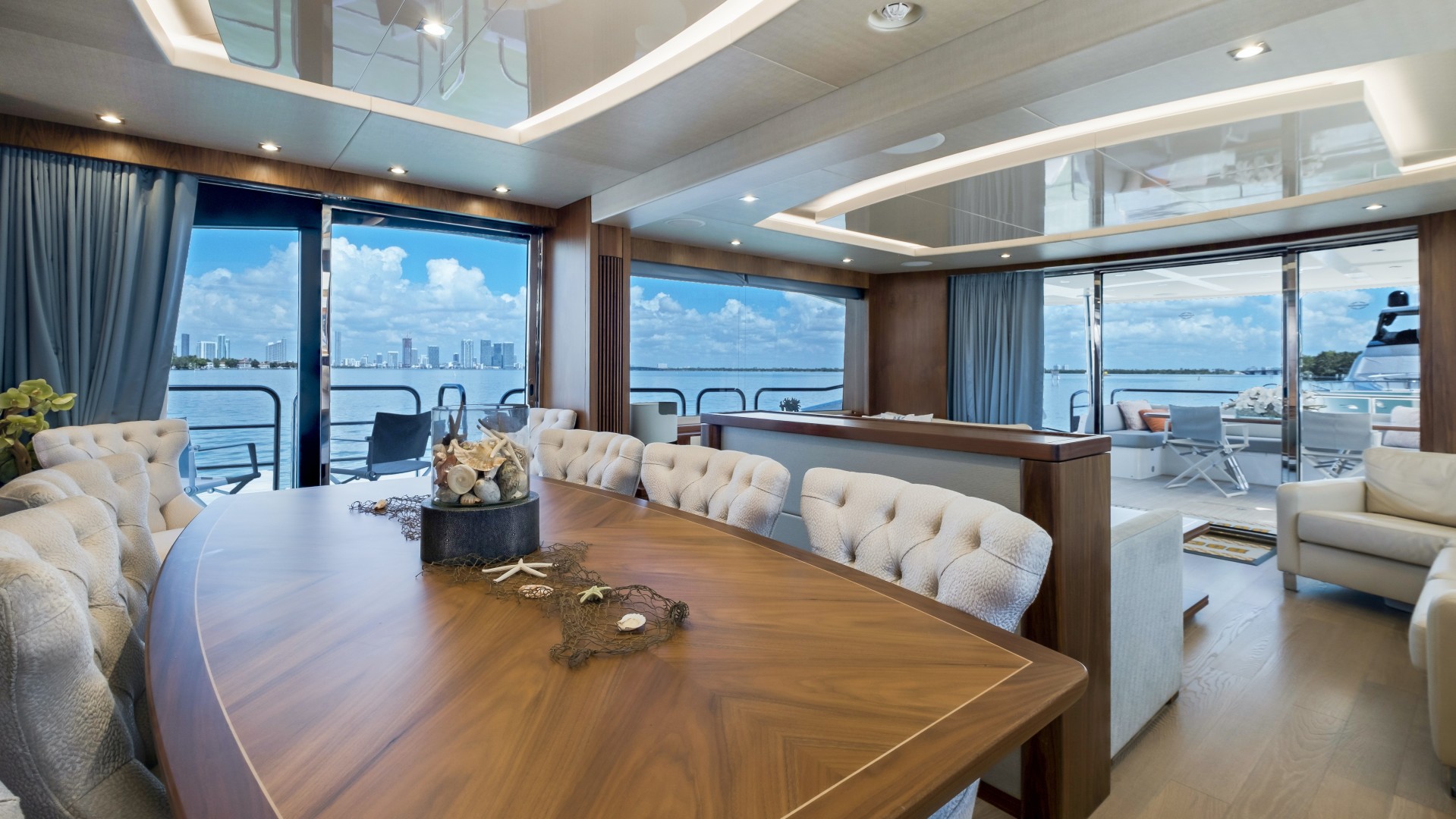 2018 Sunseeker 86 Yacht - Image 22