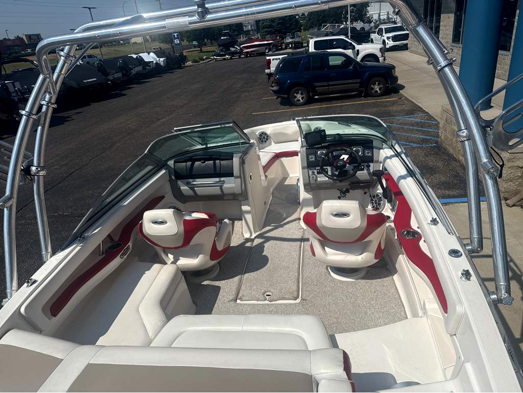 2010 Chaparral 206 SSI - Image 10