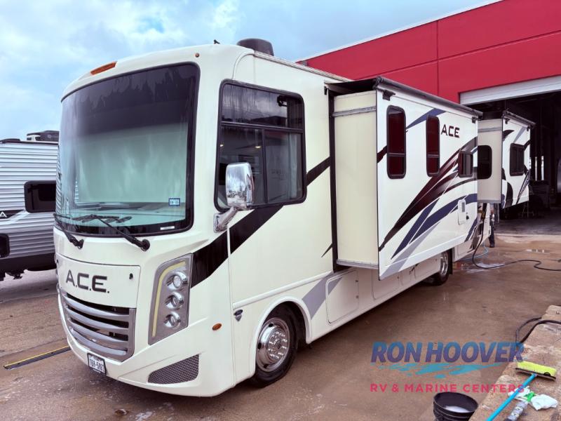 2023 THOR MOTORCOACH ACE 29G - Image 3