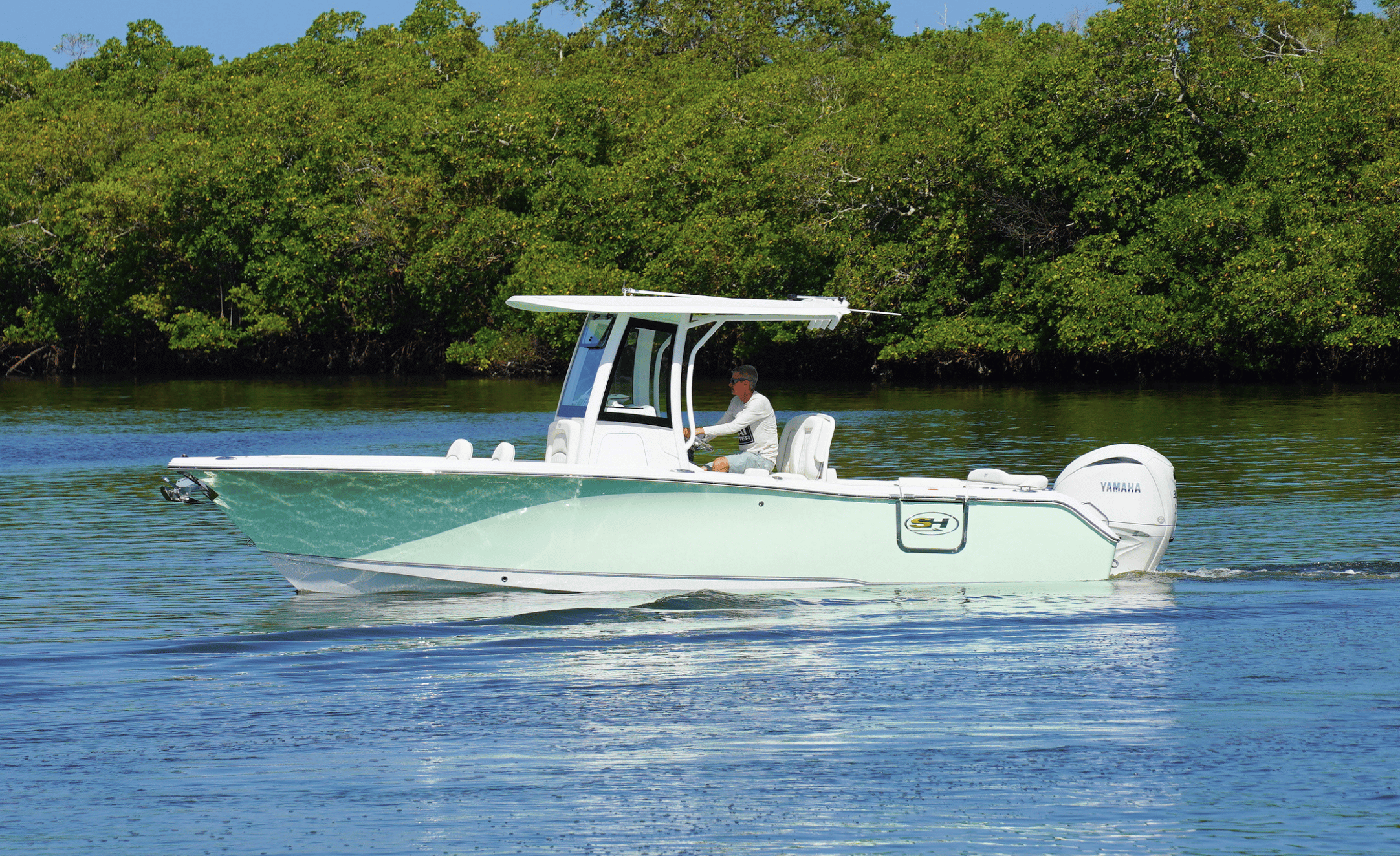 2027 SEA HUNT ULTRA 255SE - Image 1