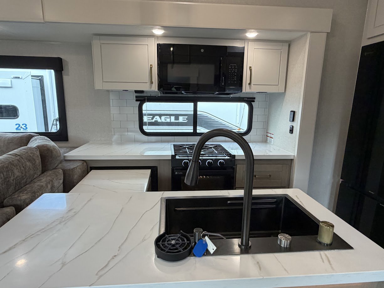 2026 JAYCO EAGLE 335LSTS - Image 22