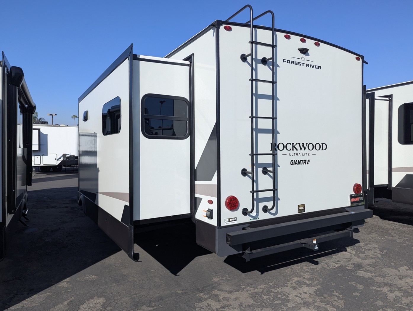 2026 Forest River Rockwood Ultra Lite
