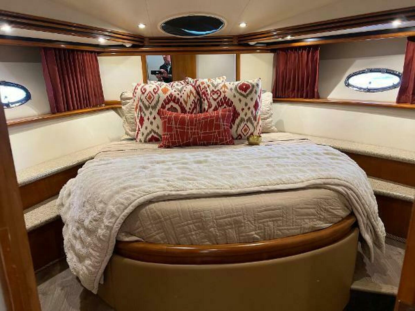 2001 Carver 450 Voyager Pilothouse - Image 55