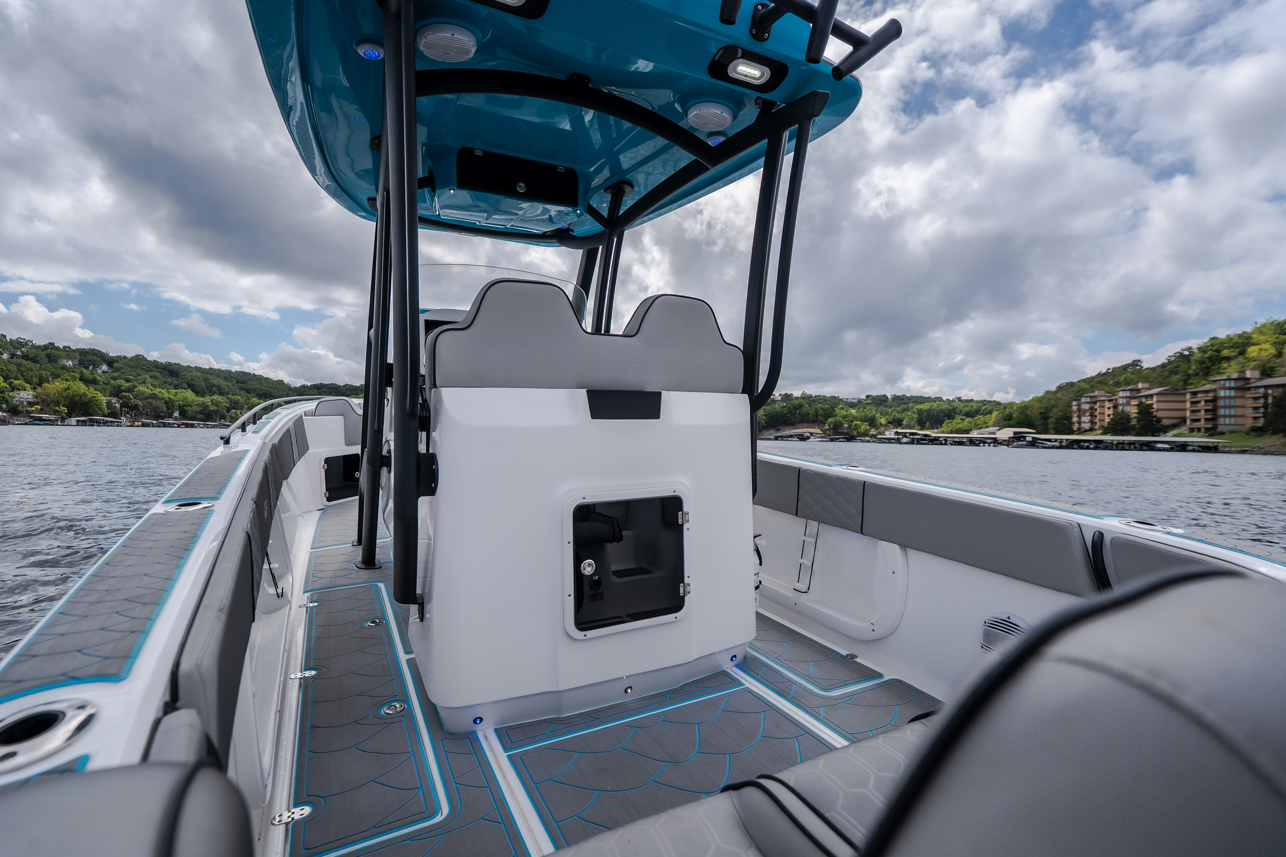 2024 Glasstream 328 PRO-XS - Image 12