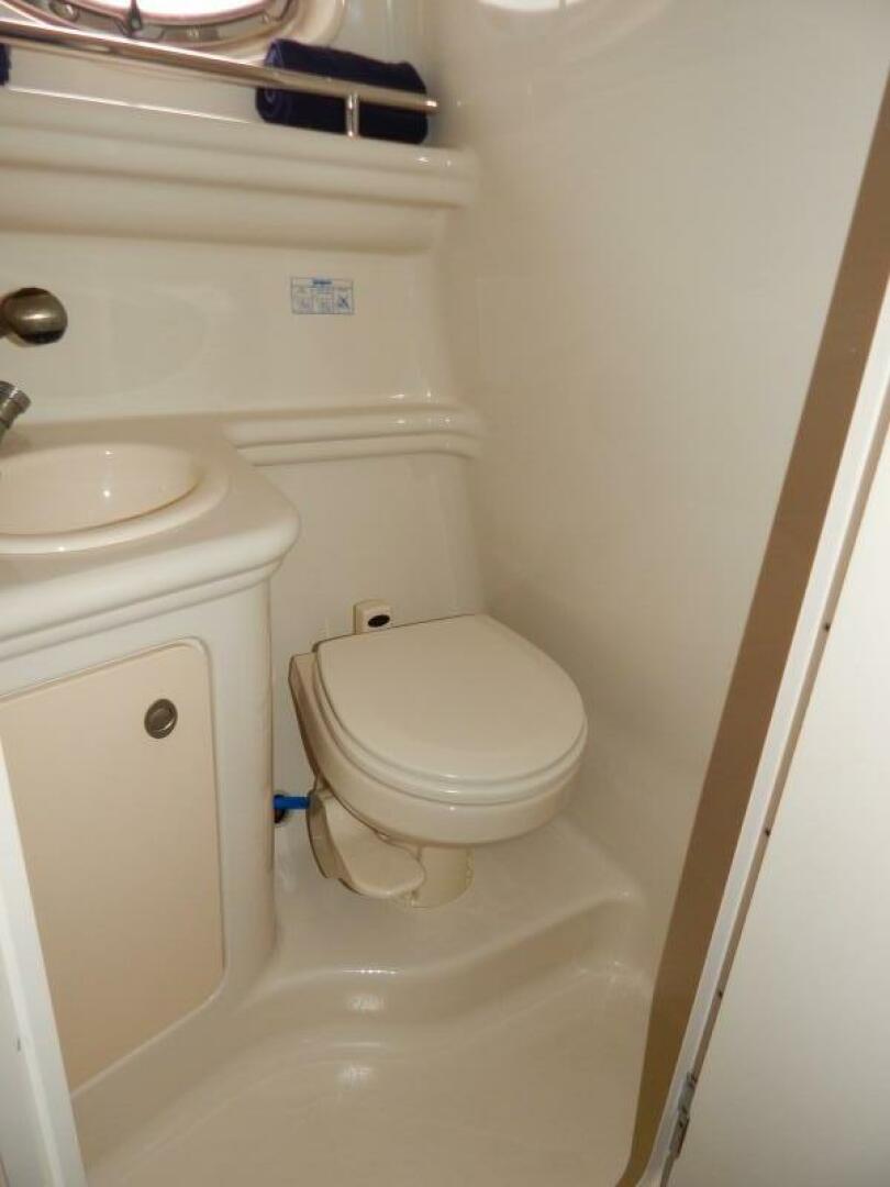 2007 Sea Ray 260 Sundancer - Image 7