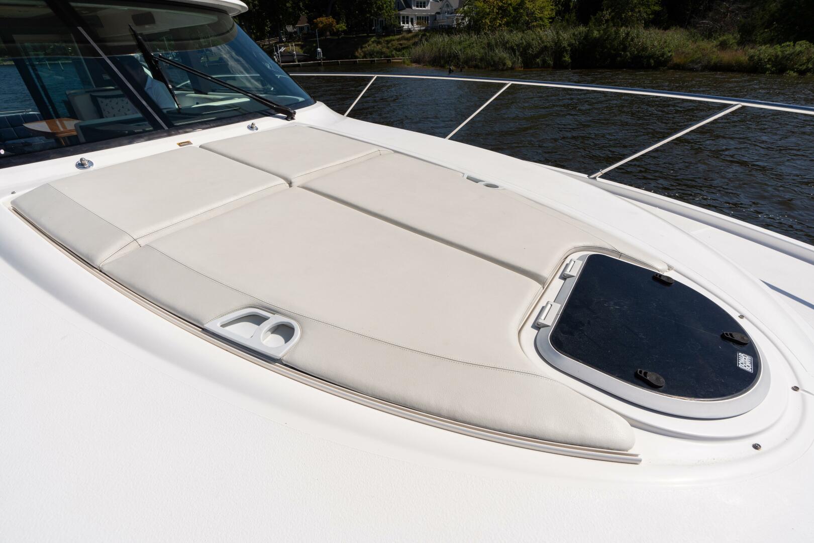 2015 Tiara Yachts 44 Coupe - Image 34