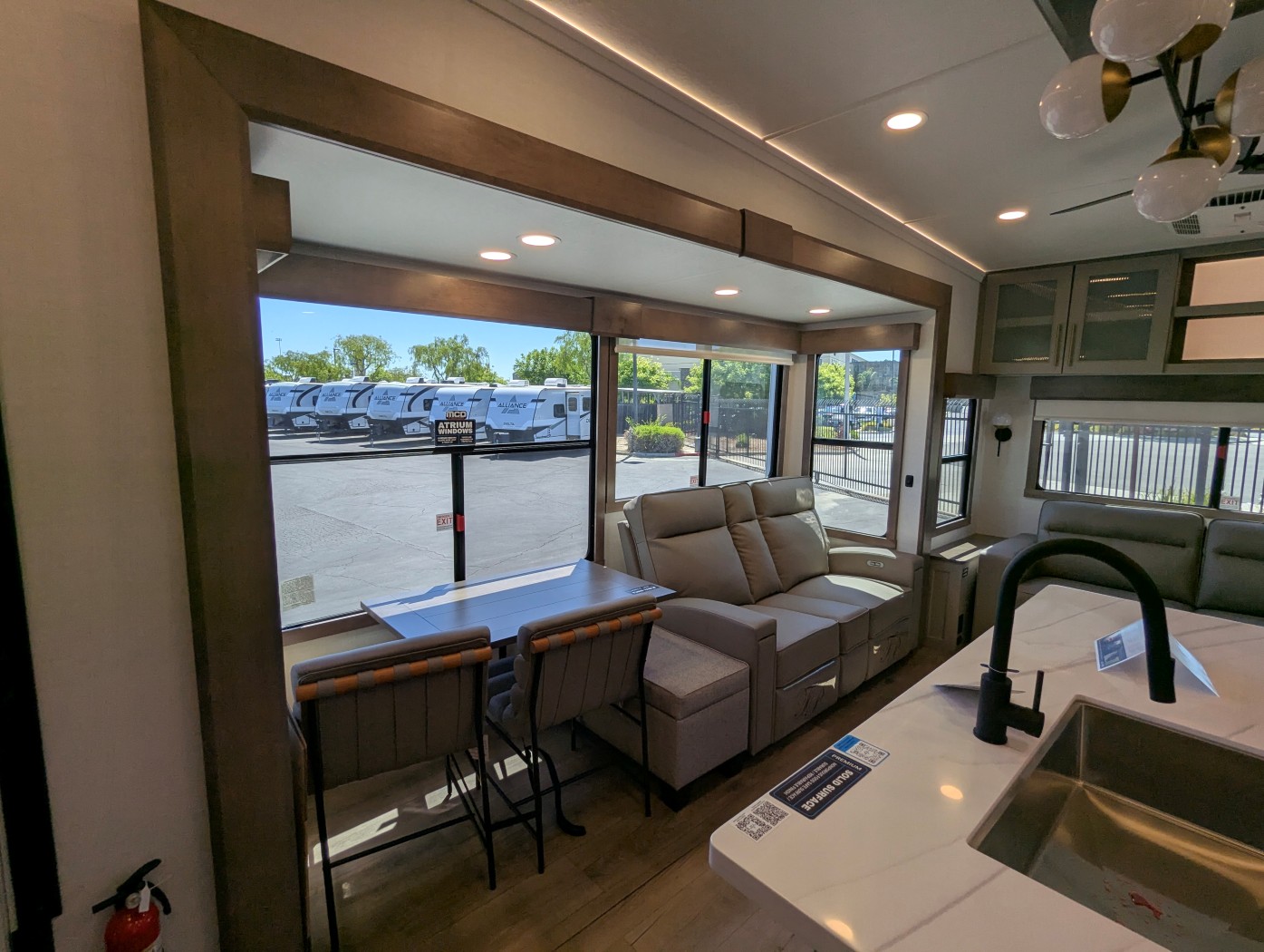 2026 Alliance RV Paradigm 340RL - Image 13