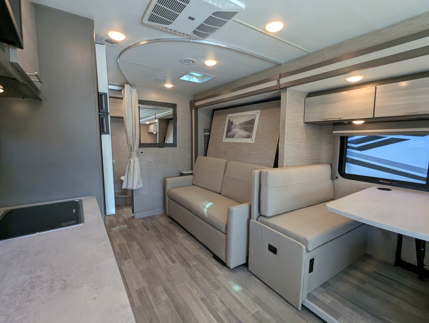 2023 Thor Motor Coach Axis 24.4 - Image 17