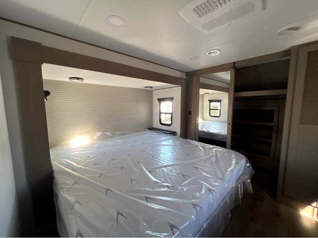 2026 Grand Design Reflection 337RLS - Image 20