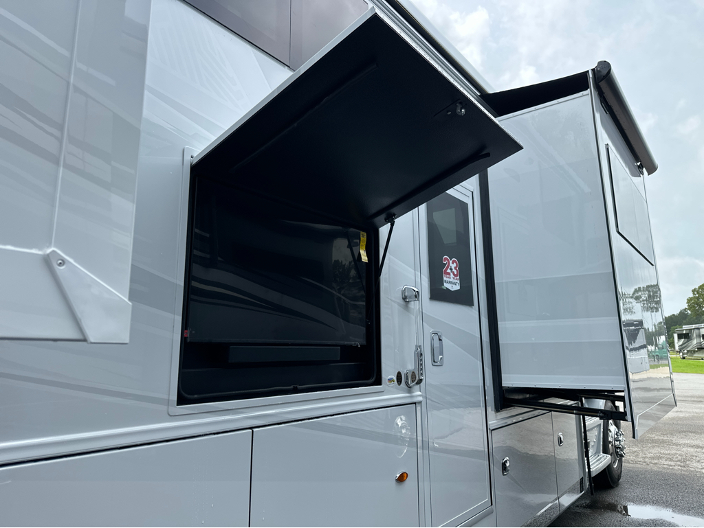 2027 ENTEGRA COACH CENTURION 39N - Image 7