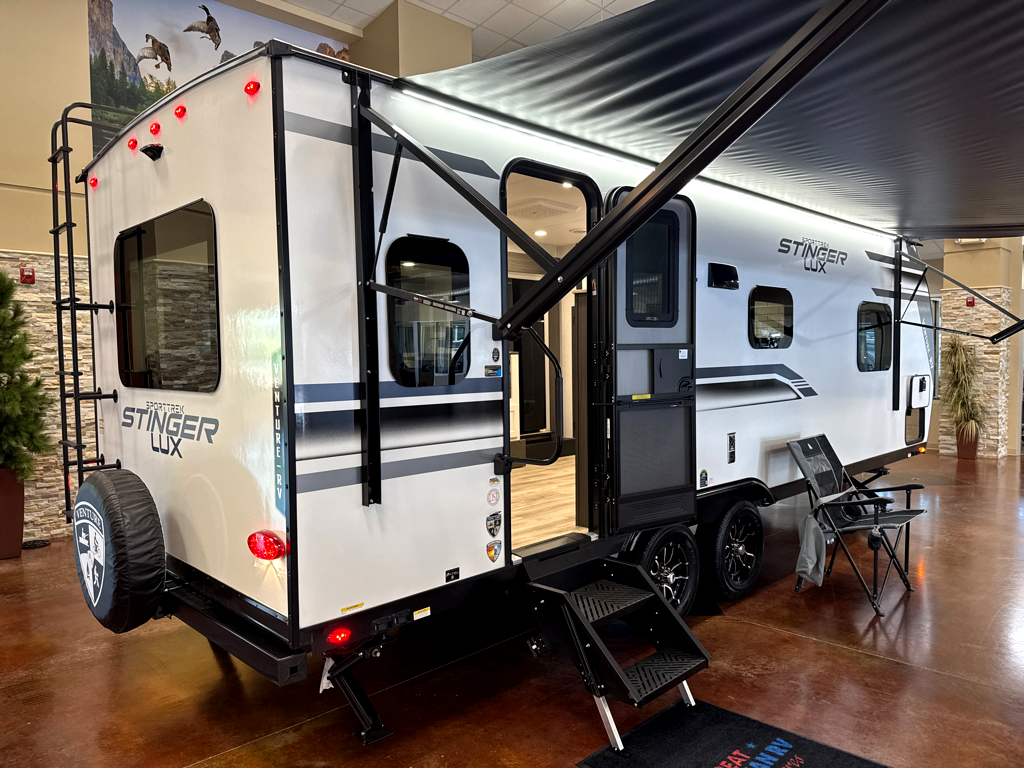 2027 VENTURE RV SPORTTREK STINGER 232VRL - Image 4