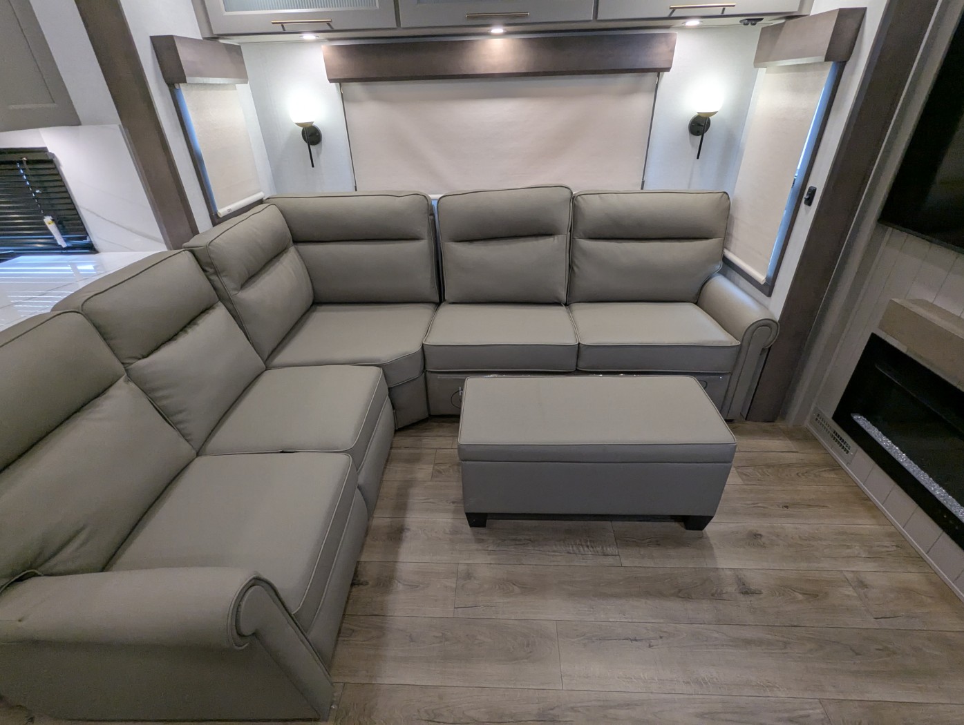 2026 Alliance RV Paradigm