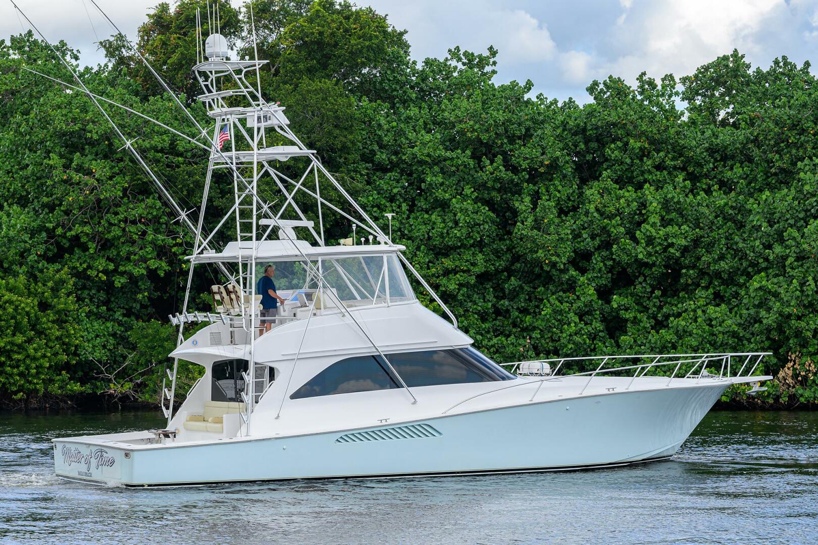 2004 Viking 56 Convertible - Image 14