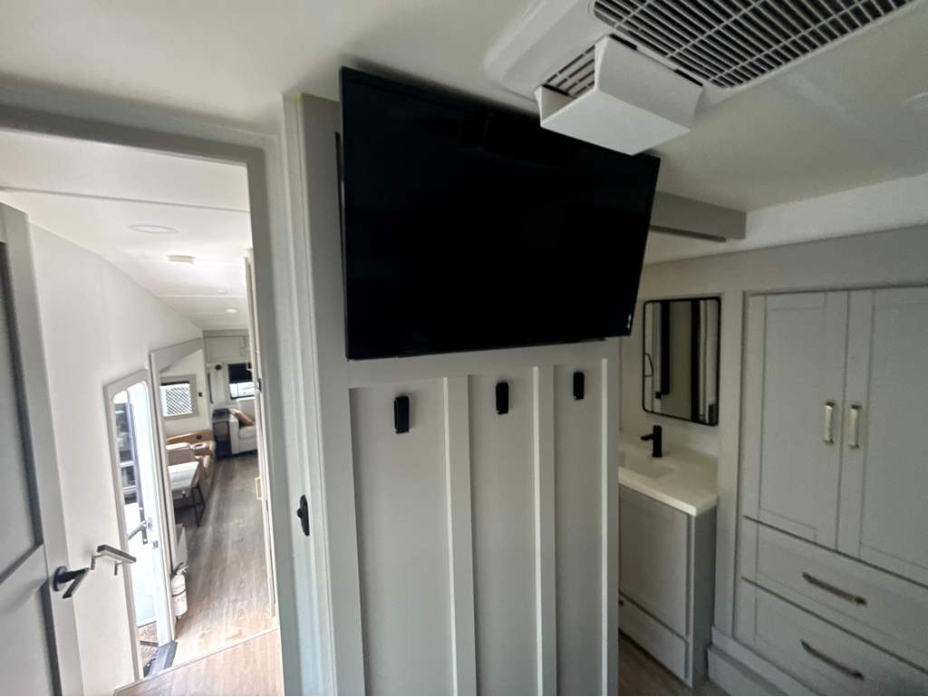 2024 BRINKLEY MODEL Z 2900 - Image 25