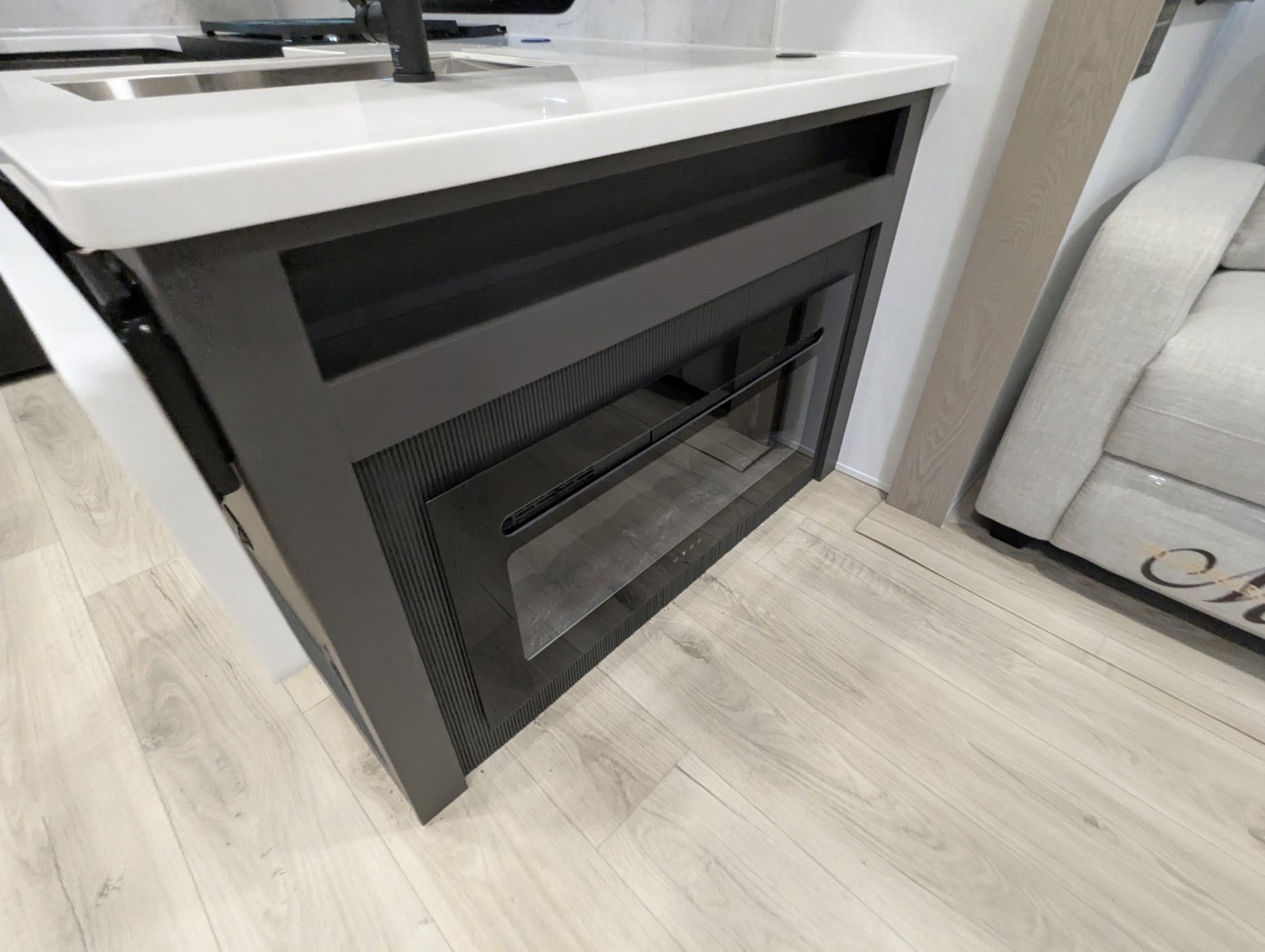 2026 Forest River Rockwood Signature R371RK - Image 26
