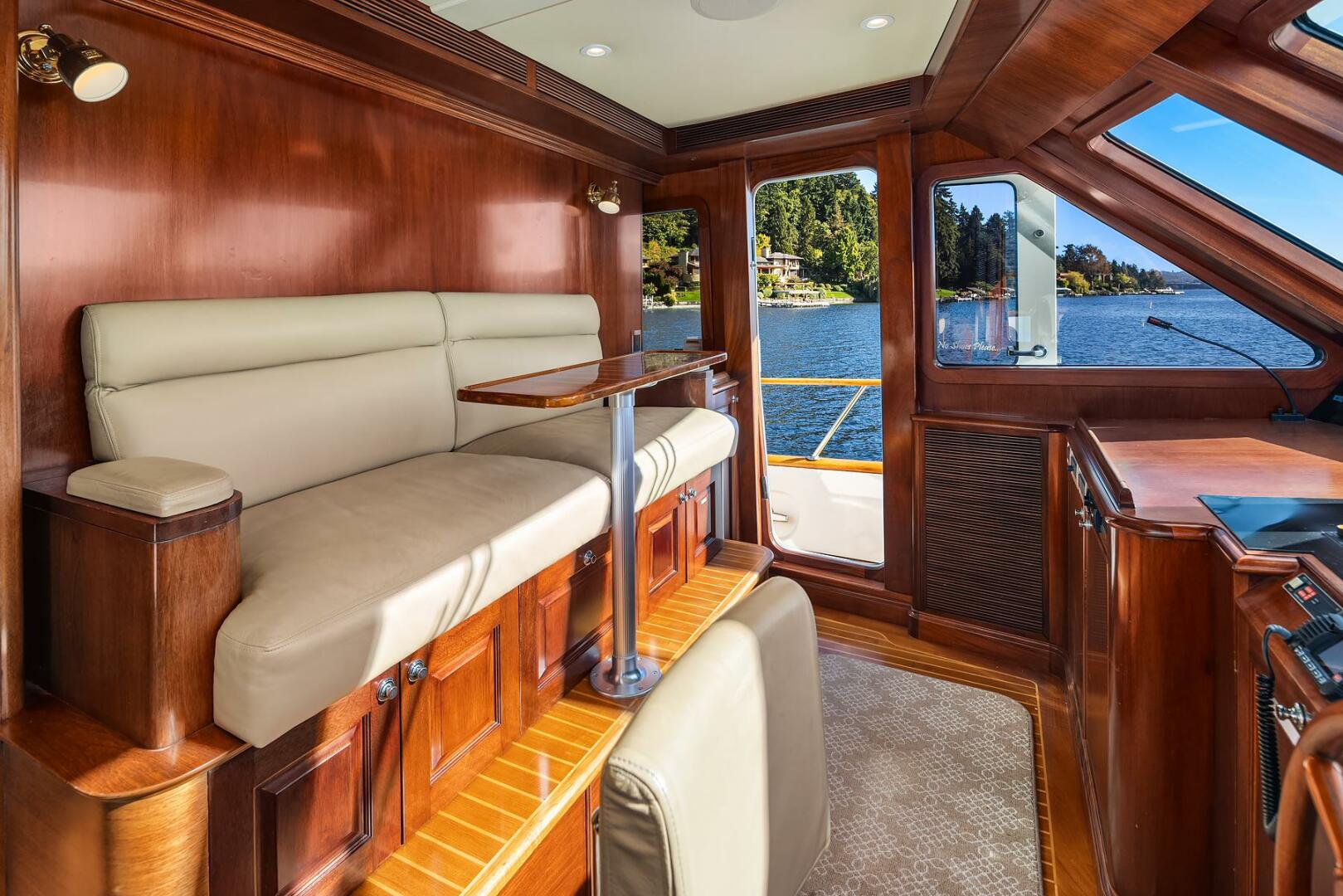 2001 Rayburn Custom Yachts Flush Deck - Image 24