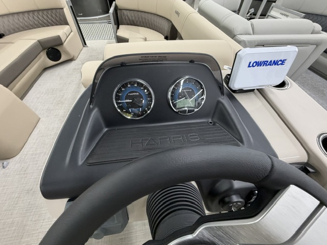 2026 HARRIS CRUISER 230 CWDH - Image 16
