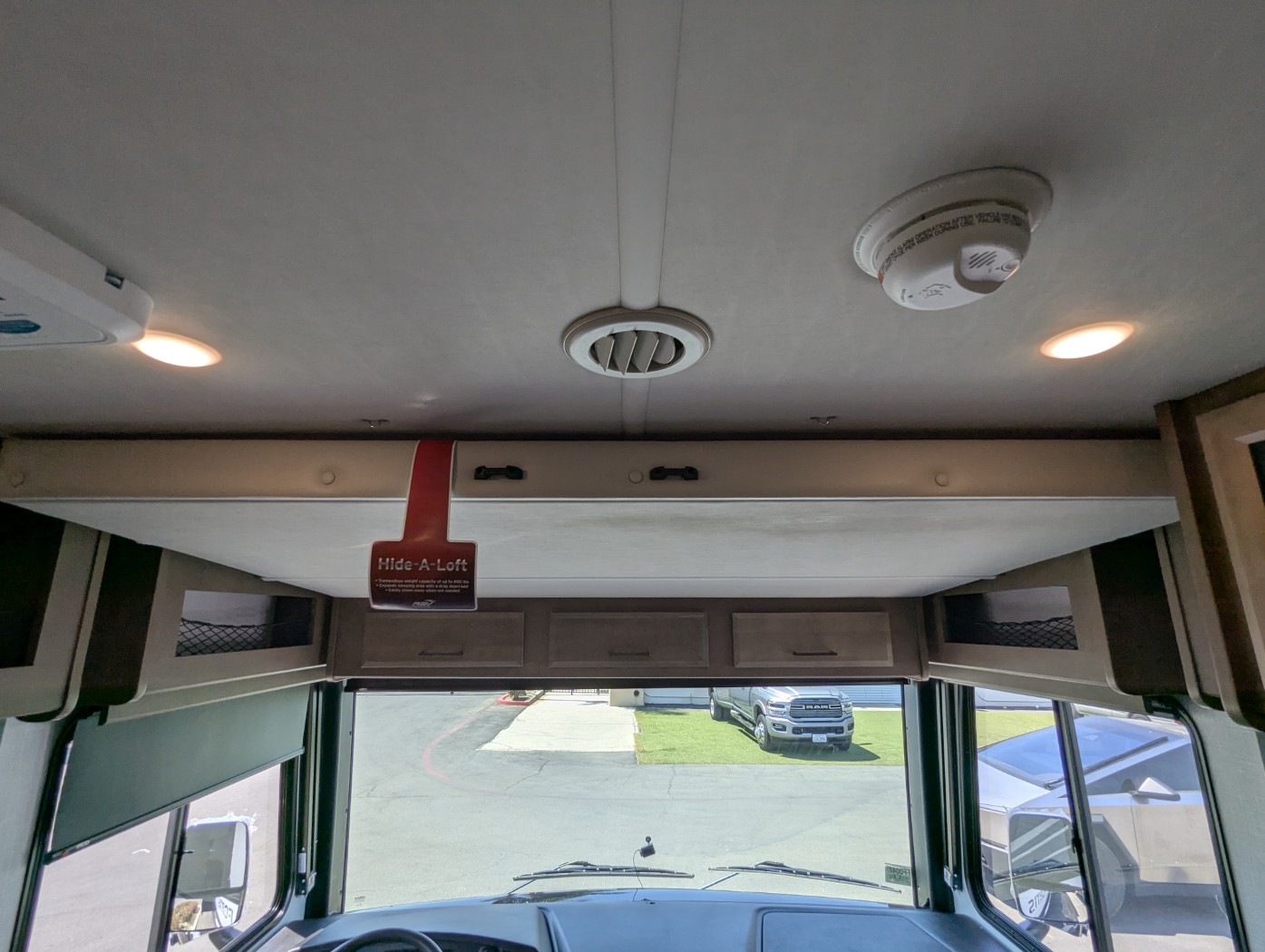 2026 Fleetwood Fortis 32RW - Image 9